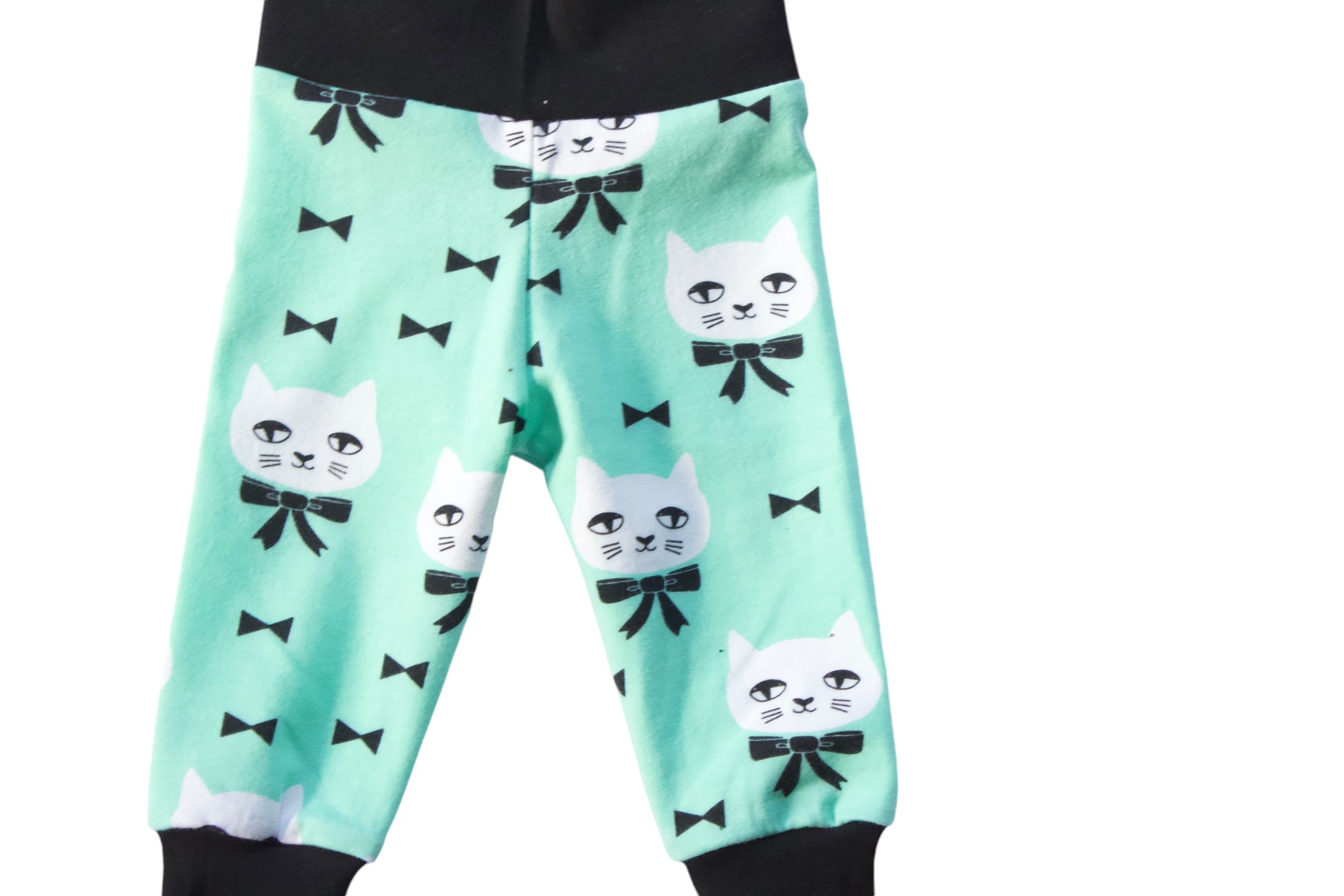 0-3m Cat Faces Jogger & Knot Hat Set