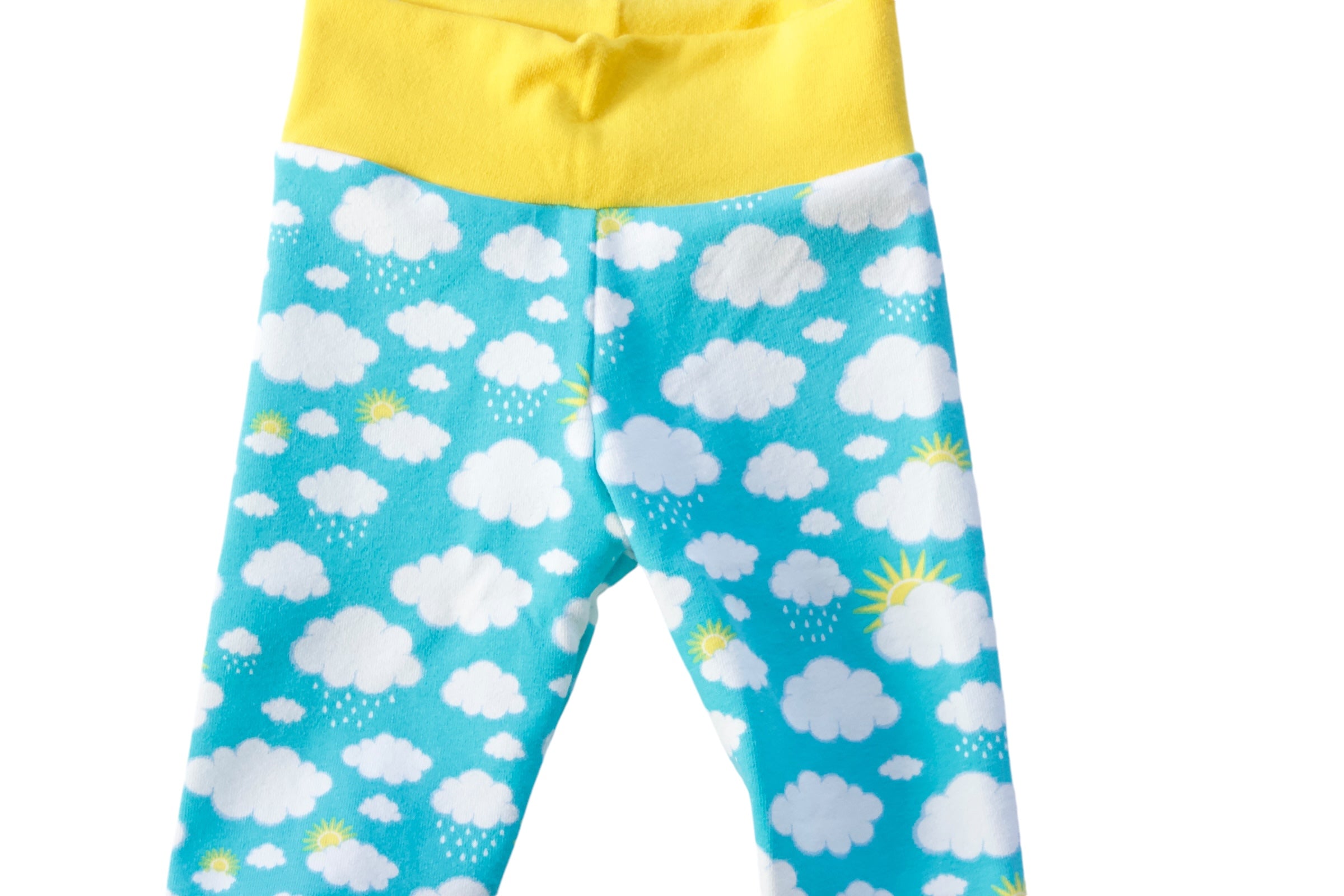 0-3m Blue Clouds Jogger & Knot Hat Set
