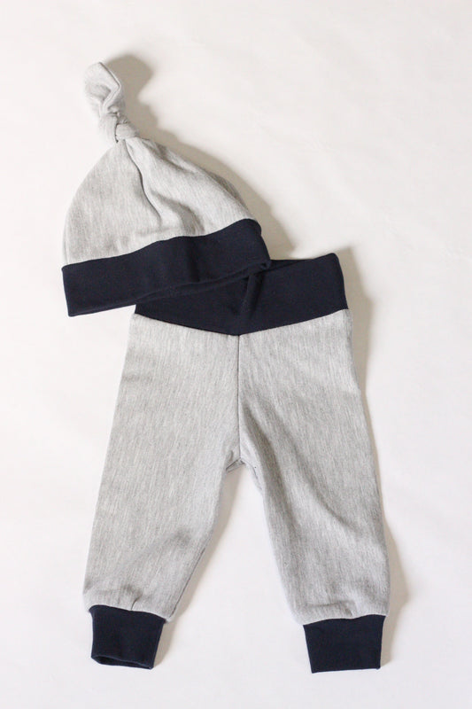 0-3m Navy & Grey Bamboo Fleece Jogger & Knot Hat Set